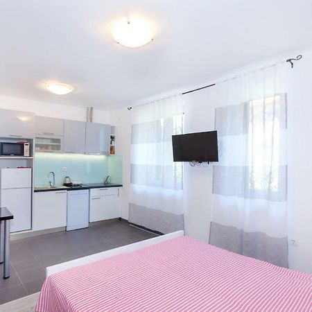 Studio Apartment Toma สปลิท ภายนอก รูปภาพ